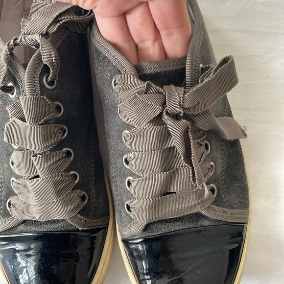 Grey Suede Lanvin Sneakers with Patent Cap Toe, Size 36 - Picture 4 of 4